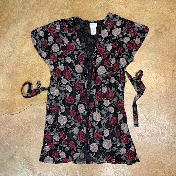 Secret Treasures floral robe! - Picture 3 of 5